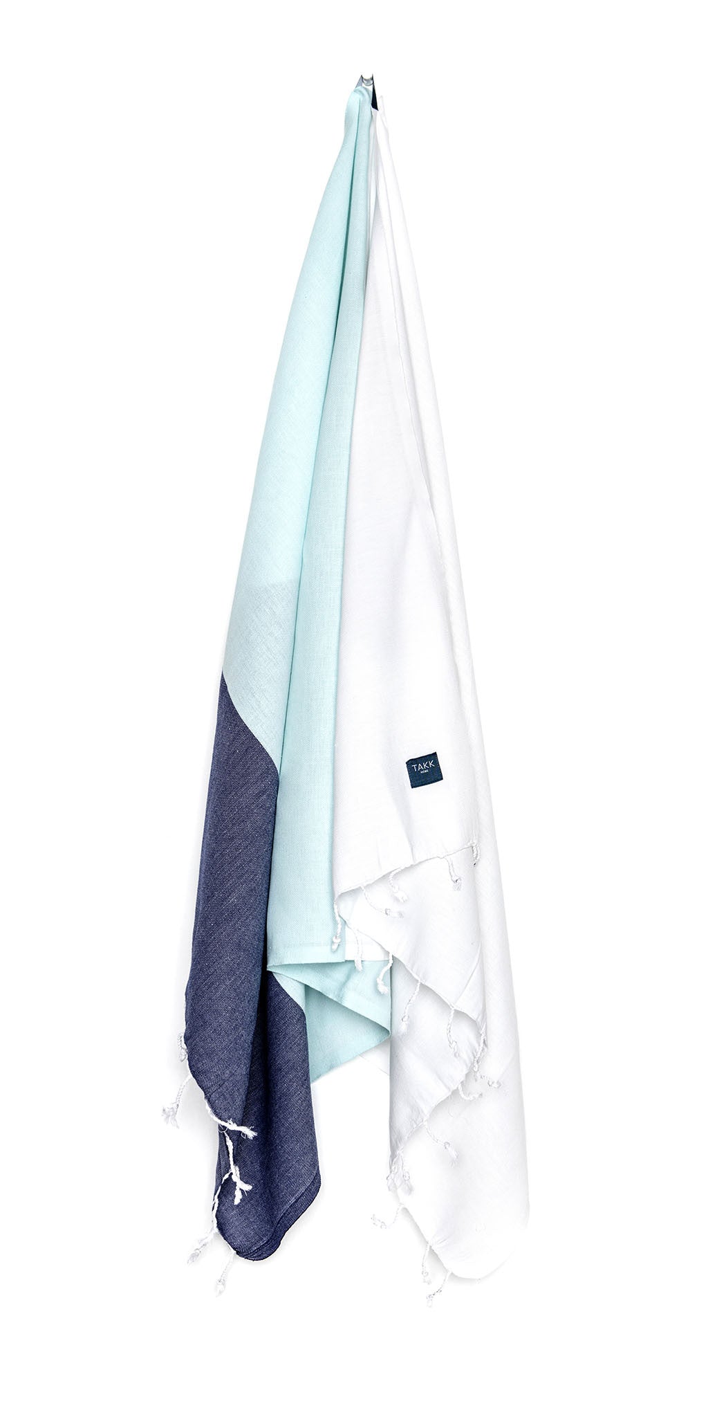 Luxurious hamam bath towel. Soft, absorbent, light weight, quick drying, aesthetically pleasing. Takes up little space. Ideal for bath, beach, travel, sports, yoga. Can also be used as a blanket or a scarf. Popular as a baby blanket.  OEKO-TEX®, eco-friendly certification. 100% quality cotton. White, navy, mint hammam towel